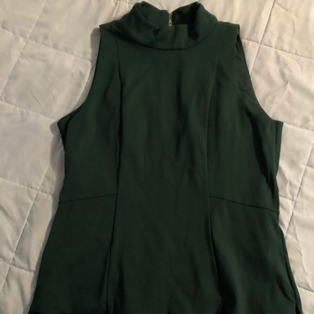 White House Black Market, green top zipper back